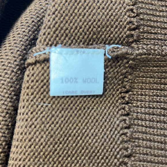 LAN Knits cardigan size PM - Picture 4 of 4